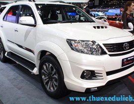 7 chỗ Fortuner