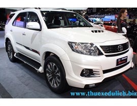 7 chỗ Fortuner