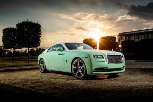 Rolls-Royce Wraith phối màu cực 'độc'